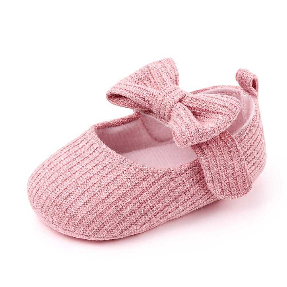 Bow Woolen Knit Baby Shoes - Adorable Attire