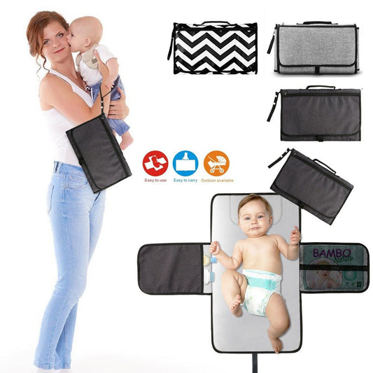 Changing mat and diaper bag - Adorable Attire